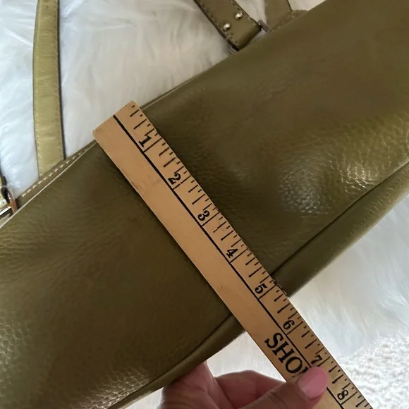 Fossil Vintage Olive Green Leather Shoulder Bag - Picture 12 of 14